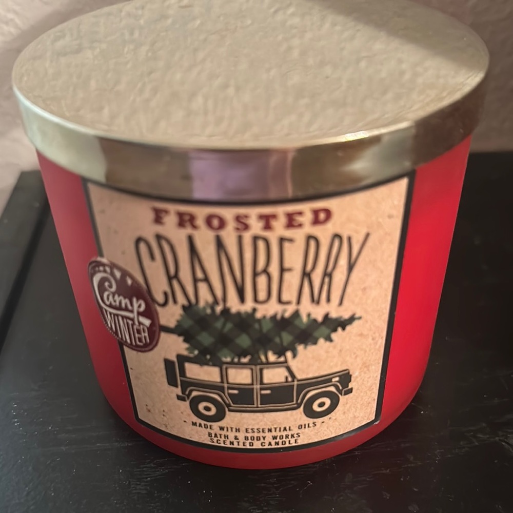 Bath & Body Works Red and Silver Candle Holder Accents